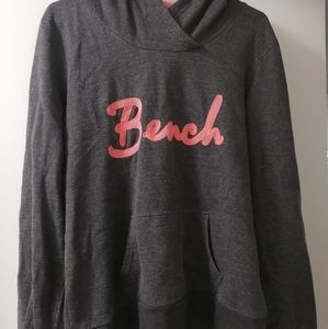 Grey Bench pullover